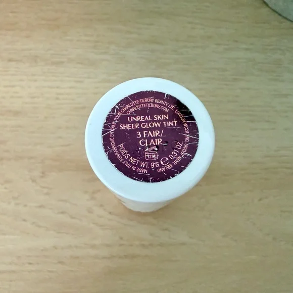 Charlotte Tilbury Unreal Skin Sheer Glow Tint Stick – Shade 3 Fair / Clair - Picture 3 of 3